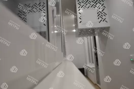 Остекление балкона в серии дома 01-ПЗ с утеплением и отделкой